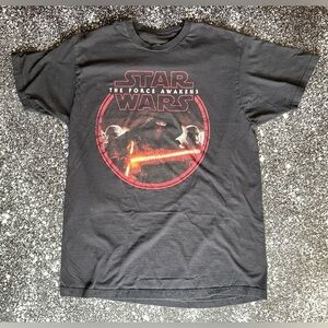 Star Wars Graphic T-Shirt Size Large